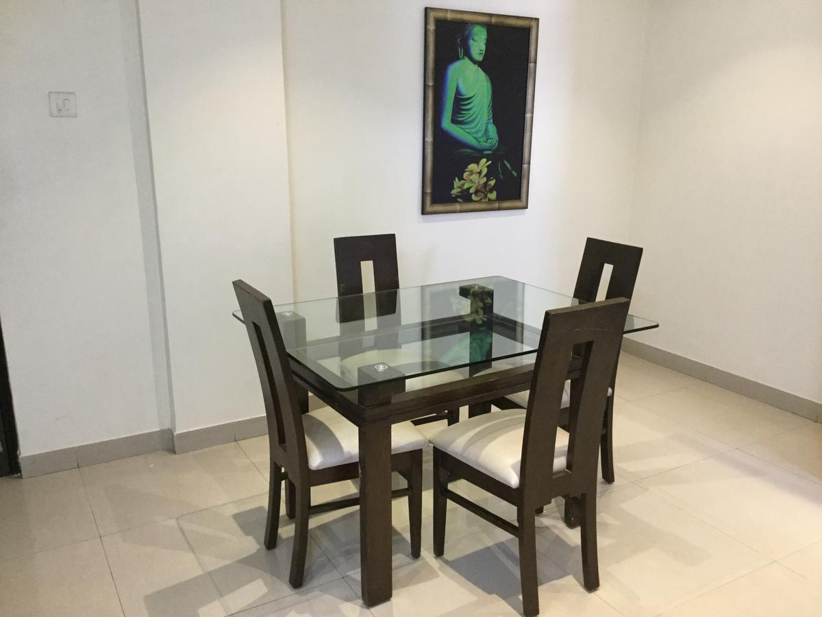 Arista Service Apartments Mumbai Exterior photo